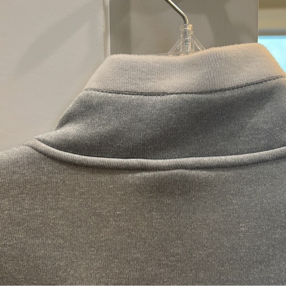 Womens Light Grey NorthFace lightweight jacket Sz Med - Picture 6 of 9